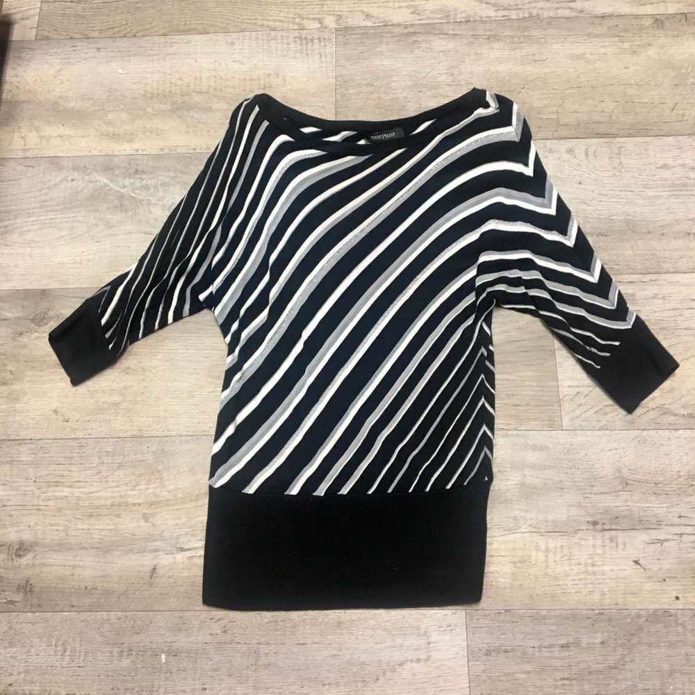 White House Black Market Fun Top